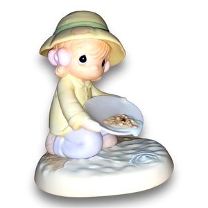 You're One In A Million to Me Precious Moments Figurine  1995 Member's Only